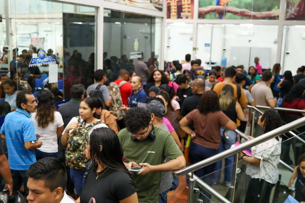 Mais de 1,5 mil pessoas participaram do Feirão de Empregabilidade do Sine Amazonas