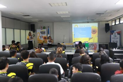 Frente Parlamentar realiza ações do Setembro Amarelo na Aleam