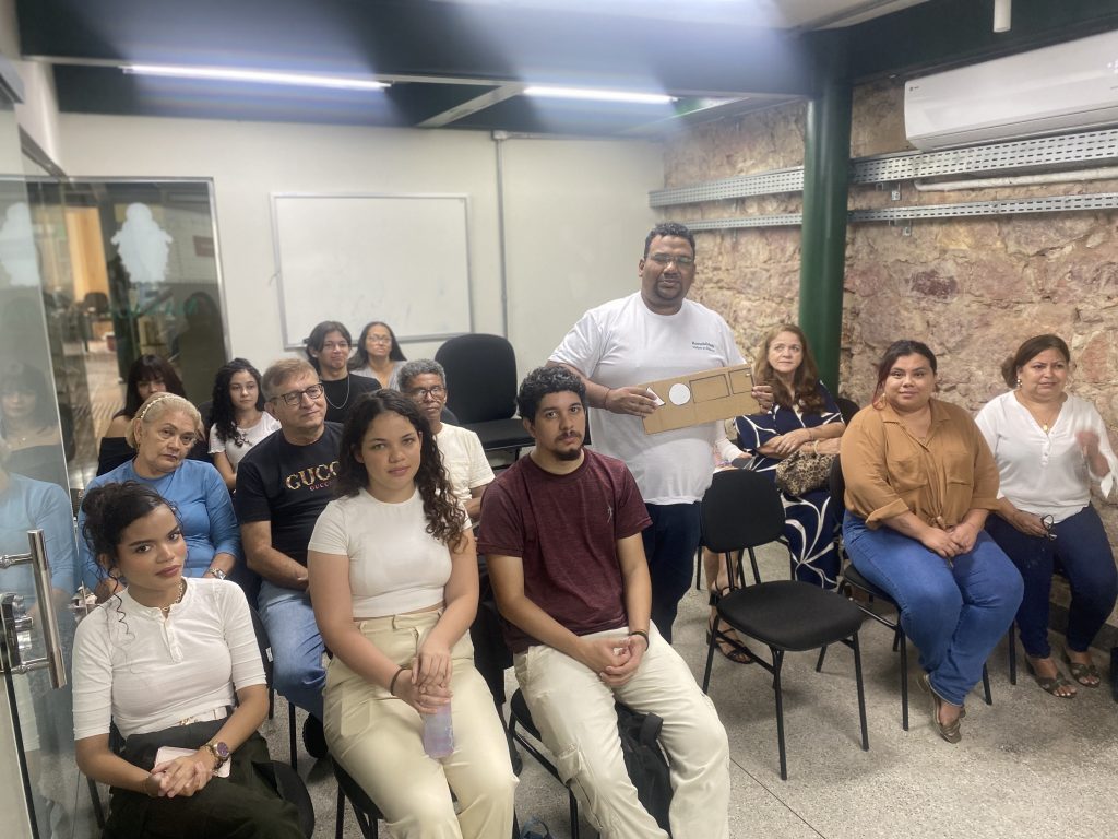 Biblioteca municipal recebe palestra e exposição do projeto ‘Acessibilidade sobre as Águas’ durante 19ª Primavera de Museus