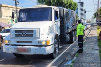 Prefeitura de Manaus autua veículos pesados por desrespeitar zona de restrição