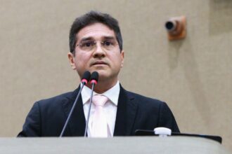Jander Lobato repudia agressão contra criança em condomínio de Manaus