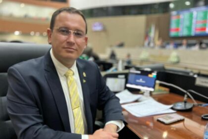 PL de Raiff Matos contra evasão escolar avança na CMM