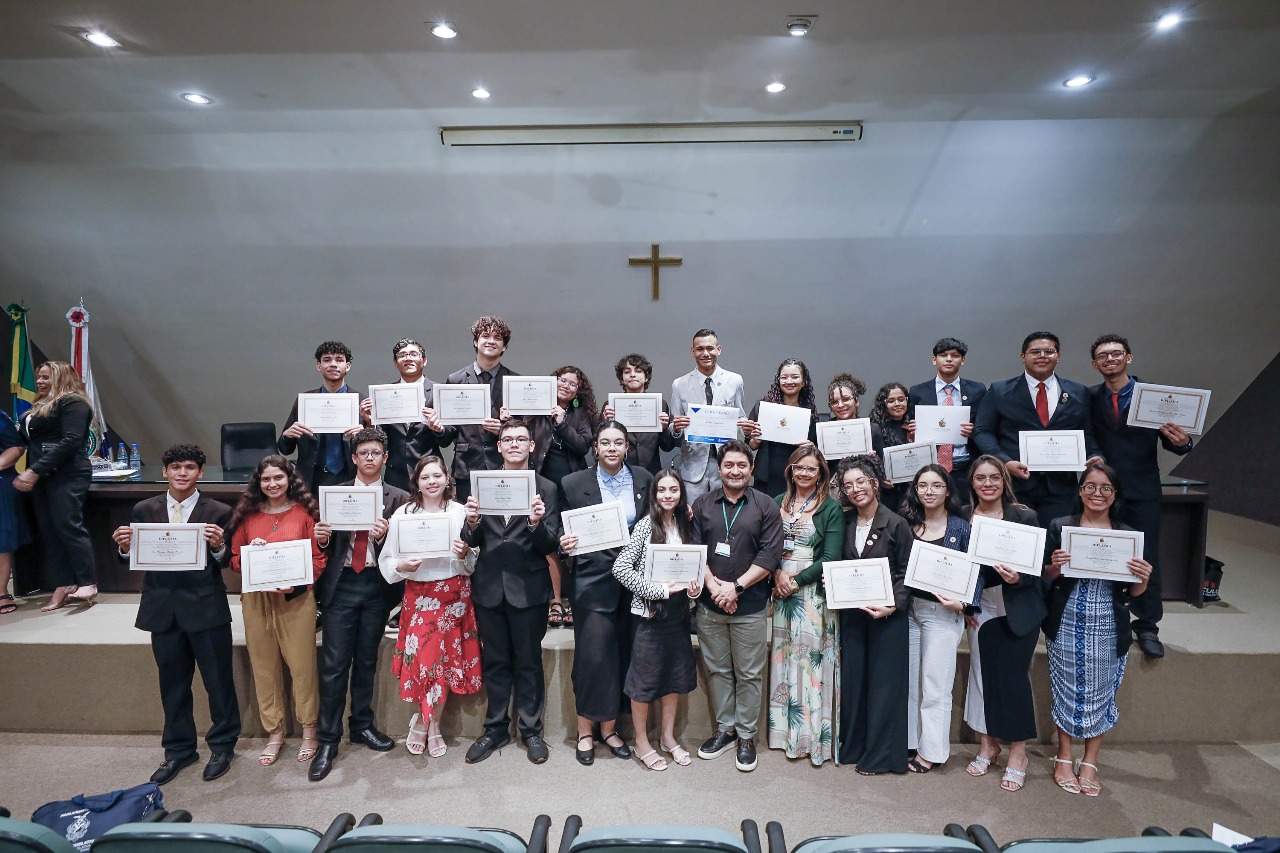Parlamento Jovem 2025 encerra atividades com saldo positivo e protagonismo da juventude amazonense