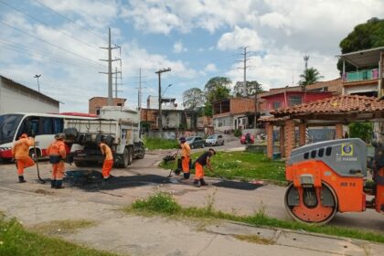Prefeitura de Manaus executa recuperação viária e garante mais mobilidade em vias do bairro Compensa 2