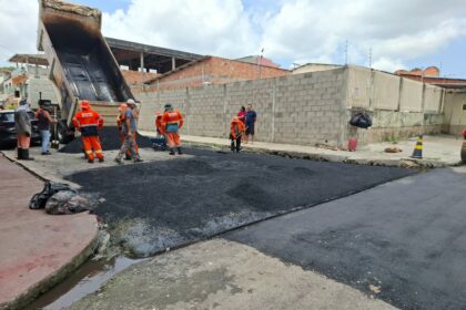 Prefeitura realiza manutenção asfáltica no bairro São José