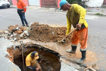 Prefeitura recupera rede de drenagem profunda no bairro Alvorada