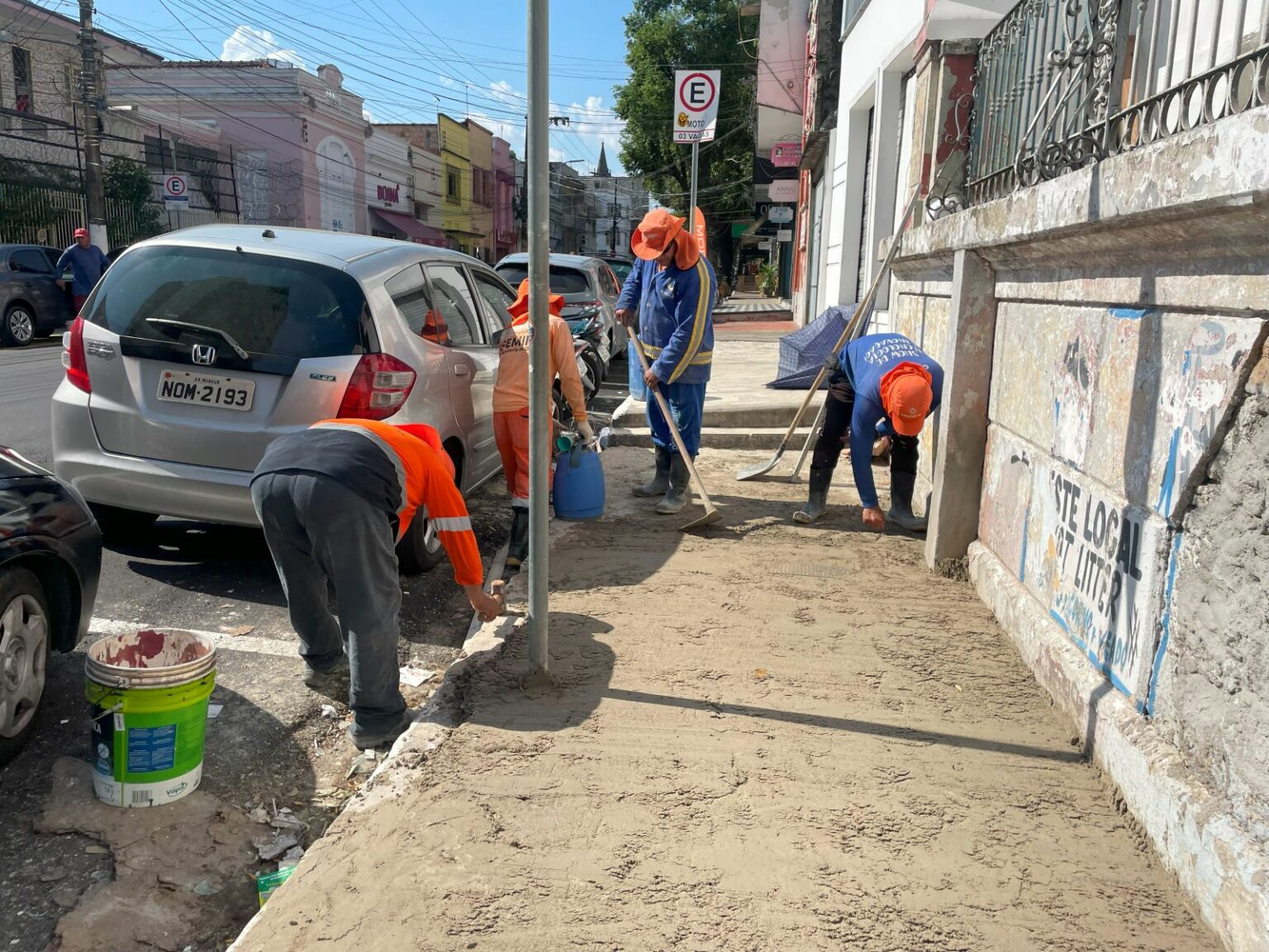 Prefeitura de Manaus revitaliza passeio público na rua Costa Azevedo e garante mais acessibilidade ao centro histórico