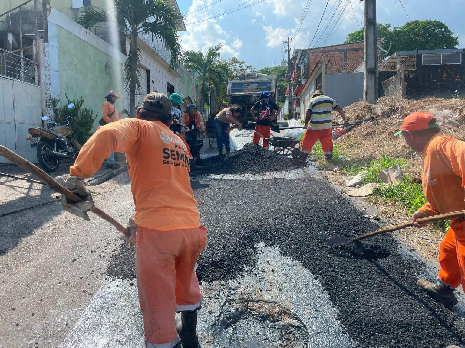 Prefeitura de Manaus revitaliza rua Menandro Tapajós e leva mais segurança à população