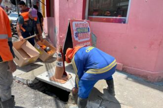 Prefeitura de Manaus revitaliza sistema de drenagem na rua Lobo D’Almada e reforça infraestrutura do Centro