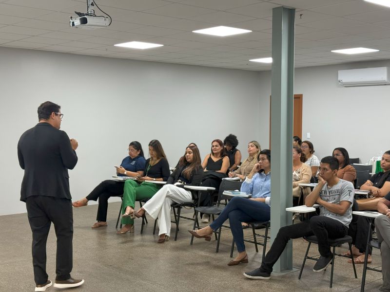 Procon Manaus promove treinamento do Núcleo de Apoio ao Superendividado