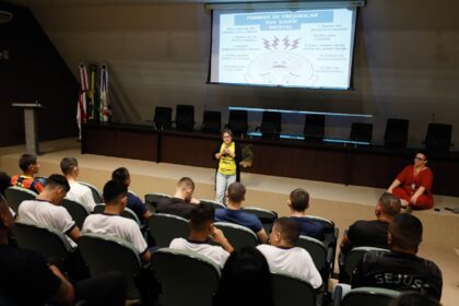 Programa ‘Educando pela Cultura’ promove palestras sobre prevenção ao suicídio