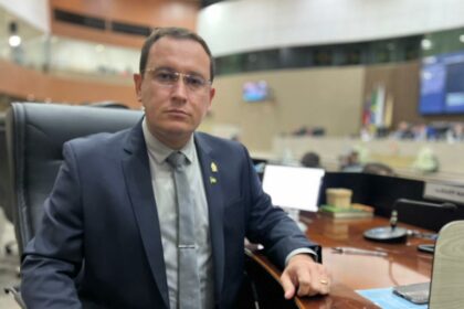 Raiff Matos lamenta veto do Executivo que mantém famílias diabéticas sem apoio em Manaus