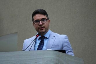 Em audiência pública, Rodrigo Guedes declara voto contrário à Reforma da Previdência Municipal de Manaus