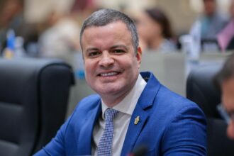 Rodrigo Sá avança com projeto que cria Corrida Contra a Violência à Mulher em Manaus