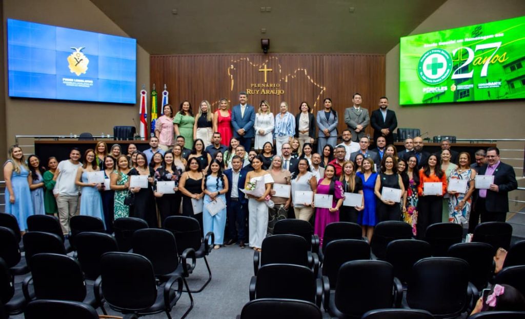 HPS Platão Araújo completa 19 anos e é homenageado na Aleam