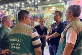 Central Integrada de Fiscalização notifica bares e adegas por falta de licença para funcionamento e licença sanitária