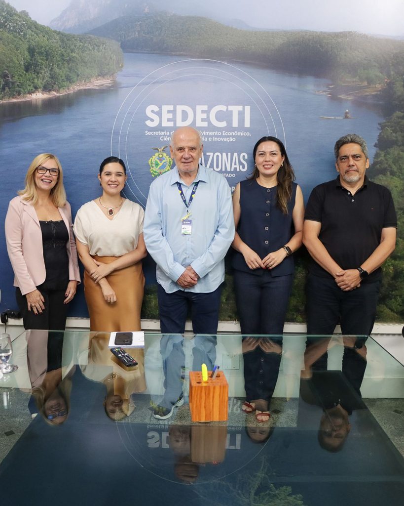 Sedecti e Centro de Inovação do Einstein discutem projetos científicos com foco na saúde para o Amazonas