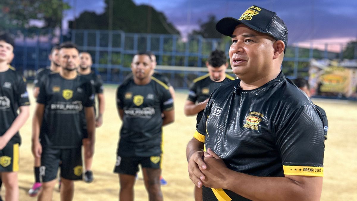 Sérgio Baré acompanha abertura do torneio Barézão na zona Norte de Manaus