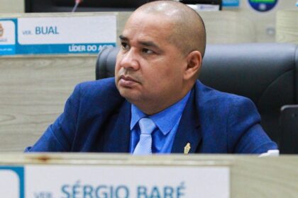 Sérgio Baré propõe licença para servidoras municipais com endometriose durante o período menstrual