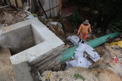 Bairro Santa Etelvina recebe obra de drenagem profunda