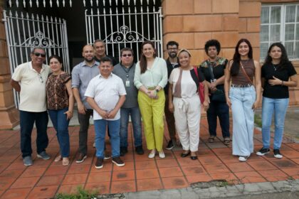 Sinésio Campos articula repasse do prédio da Alfândega à UEA e anuncia futuro uso educacional