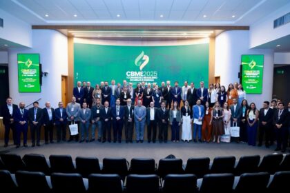 Sinésio Campos defende setor de petróleo e gás como alternativa para desenvolvimento do Amazonas