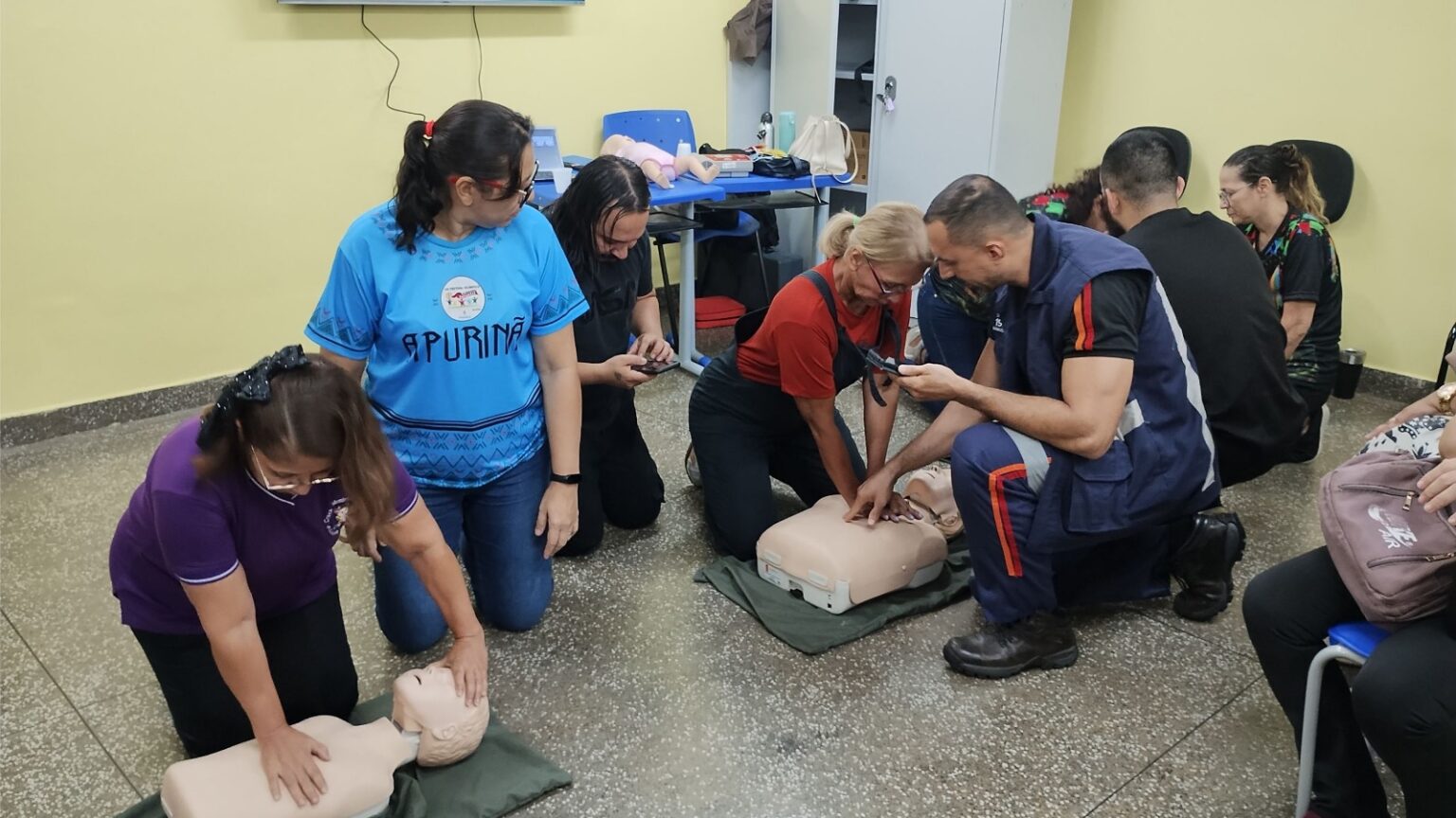 Samu capacita servidores da educação em primeiros socorros