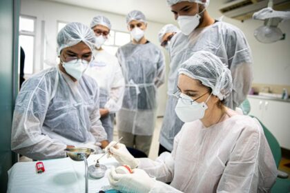 Reabilitação facial gratuita: A missão do Centro de Especialidades Odontológicas da UEA em transformar vidas