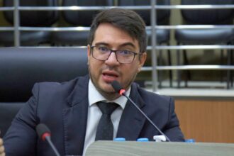 Requerimento de Rodrigo Guedes que pedia prestação de contas do ‘Sou Manaus 2025’ é rejeitado na Câmara