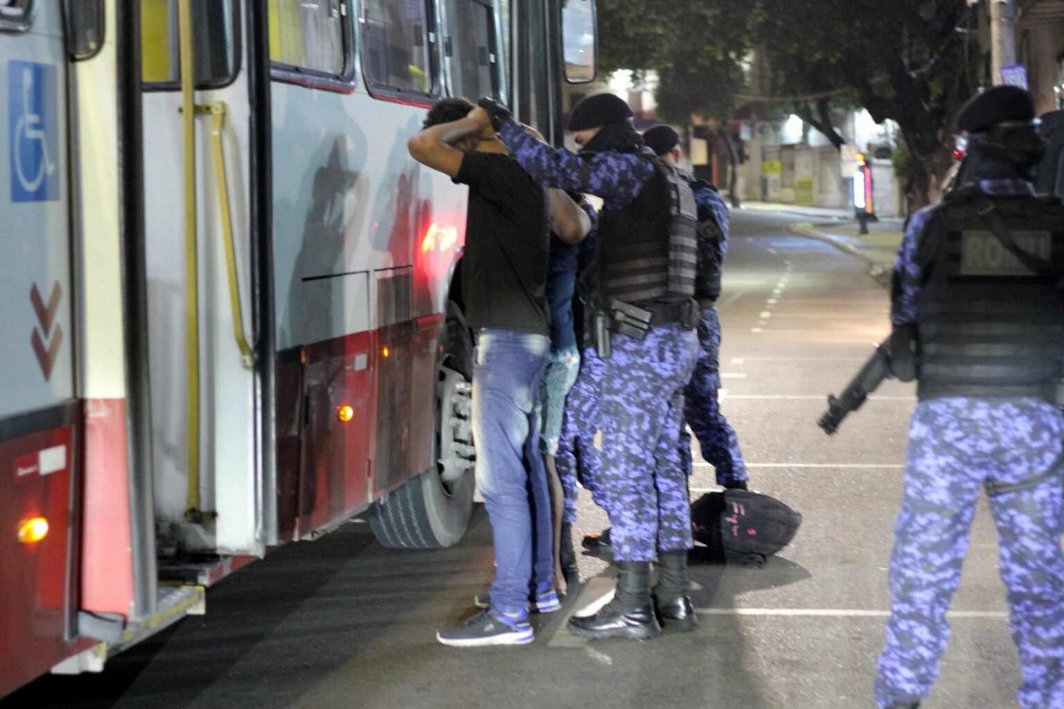 Prefeitura de Manaus registra mês histórico sem nenhum assalto em ônibus coletivos