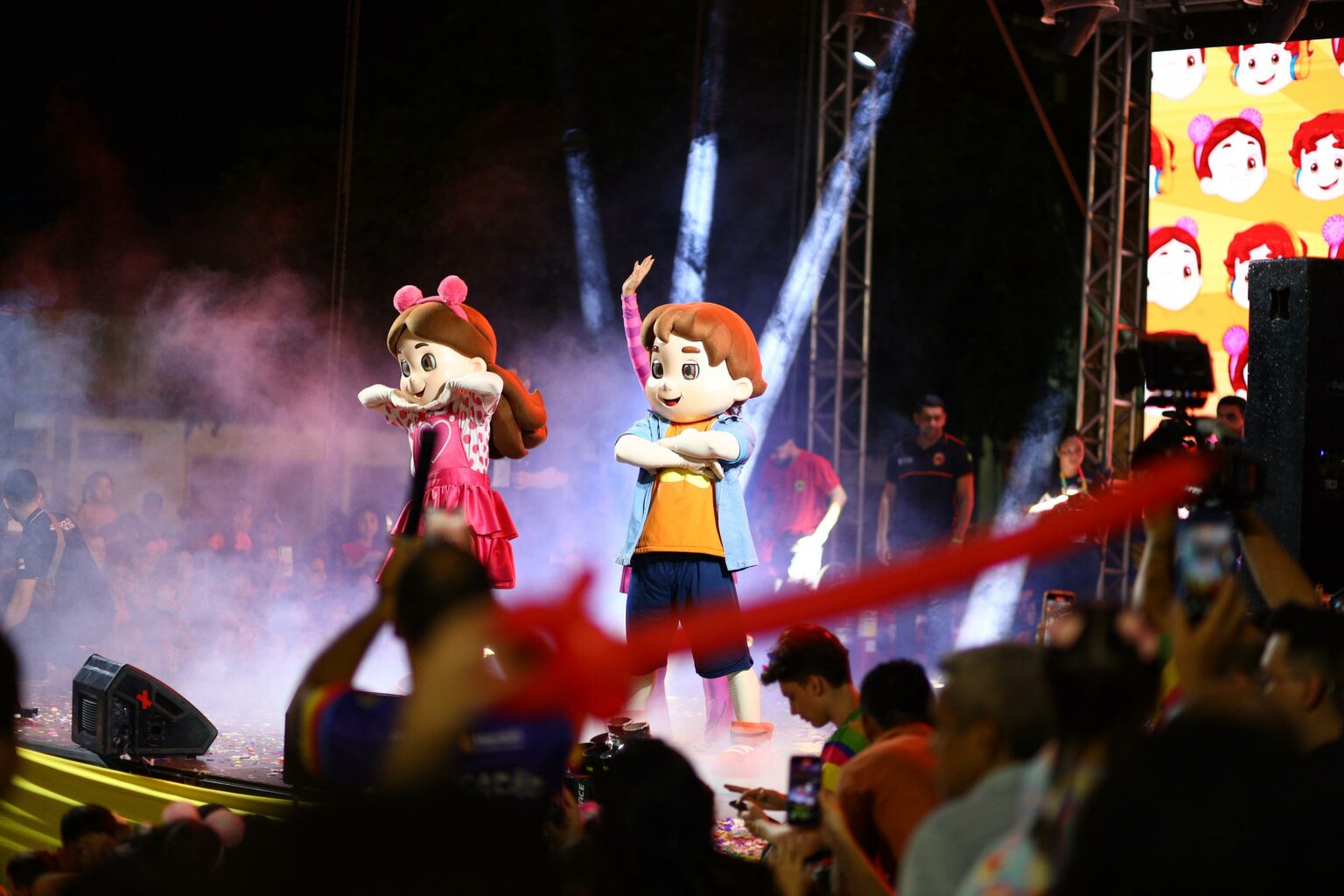 ‘Passinho Kids’ anima criançada no ‘#SouManaus Passo a Paço 2025’ com a apresentação especial da dupla Maria Clara e JP