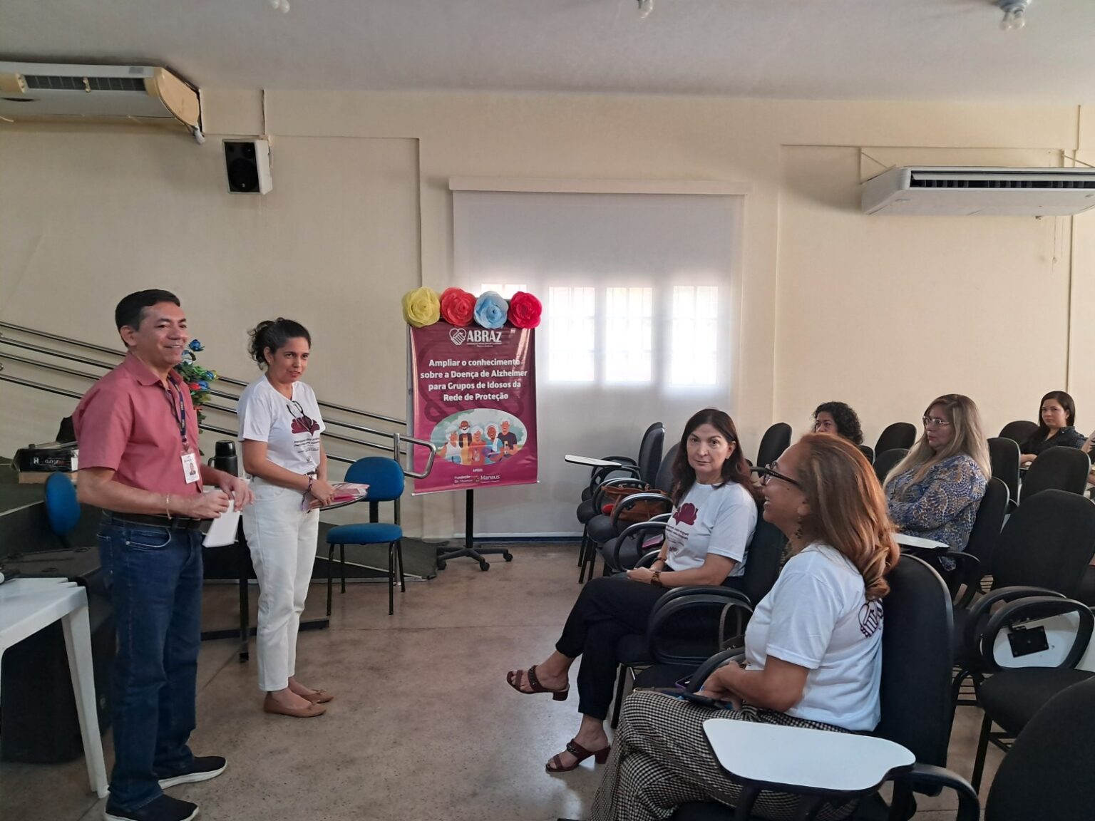 Prefeitura inicia ciclo de atividade para orientar profissionais de saúde sobre a Doença de Alzheimer