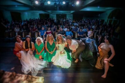Cia Kinttal 24 reapresenta Medeia nas Sombras da Comédia no Teatro da Instalação