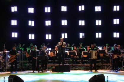 Forró pé de serra e música de concerto dividem o palco do Teatro Amazonas