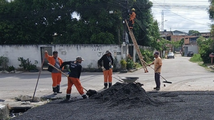 Prefeitura de Manaus renova rua Santa Apolinária