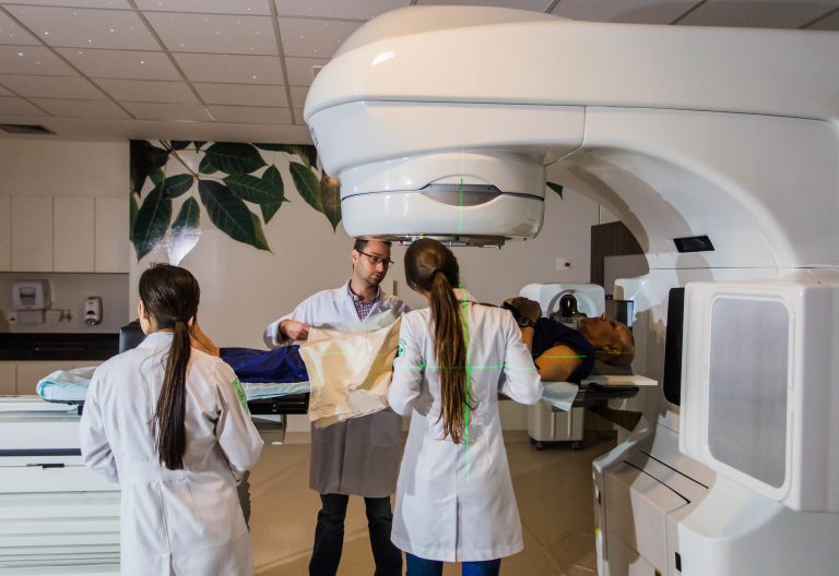 Lei define novas normas para compra de equipamentos do SUS