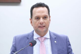 Comissão aprova inclusão de aluguel de máquinas no programa de apoio ao setor de eventos