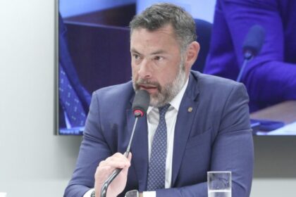 Projeto amplia direito de sustentação oral de advogados