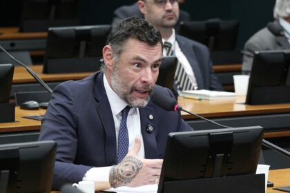 Comissão de Constituição e Justiça aprova punições para quem discriminar pessoas com autismo