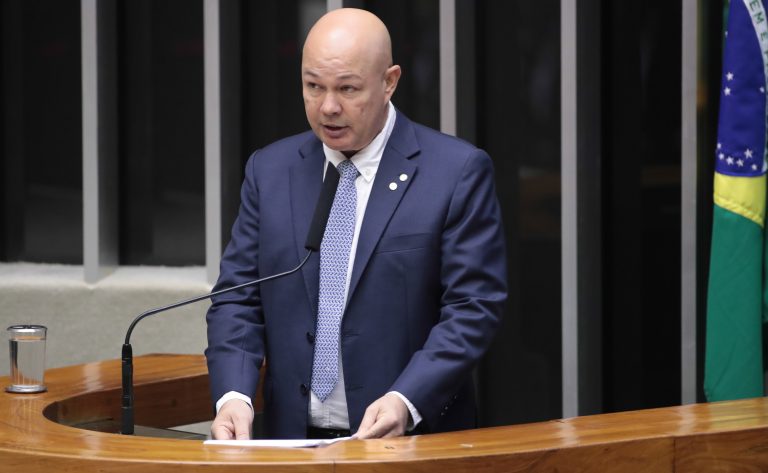 Comissão debate o panorama de desenvolvimento dos municípios brasileiros