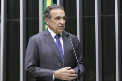 Comissão aprova ingresso mais fácil de jovens motoristas nas categorias C e D