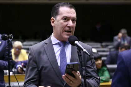 Comissão aprova aumento da segurança e combate a fraudes em transações on-line