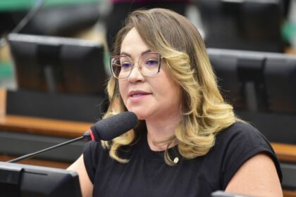 Comissão de Constituição e Justiça aprova criação do Dia da Diversidade Surda