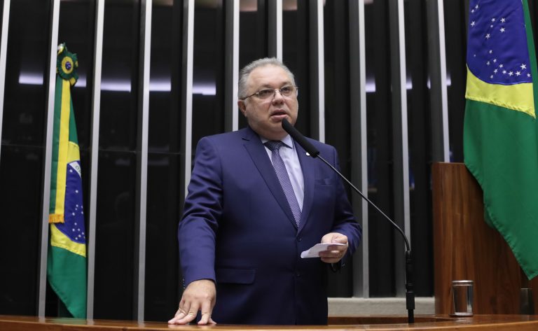 Câmara aprova projeto que amplia compra de alimentos da agricultura familiar para a merenda escolar