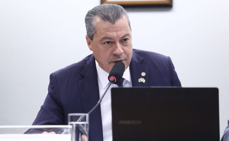 Comissão aprova enquadramento no MEI para 21 categorias de profissionais de eventos