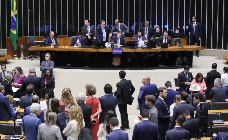 Câmara aprova MP que amplia alcance da Tarifa Social de Energia Elétrica