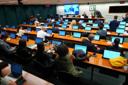 Testemunhas de defesa negam relação entre falas do deputado Gilvan da Federal e ministra Gleisi Hoffmann