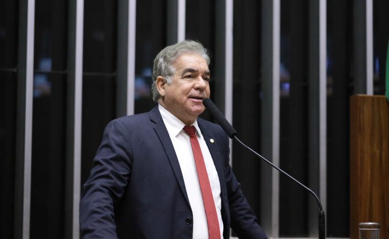 Comissão aprova ampliação de lista de produtos de estoque público para ração animal