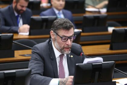 Comissão aprova projeto que torna facultativo o uso de biometria facial