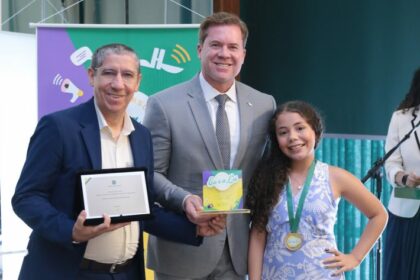 Câmara premia crianças e adolescentes vencedores do concurso “Eu e a Lei” com foco no direito à informação